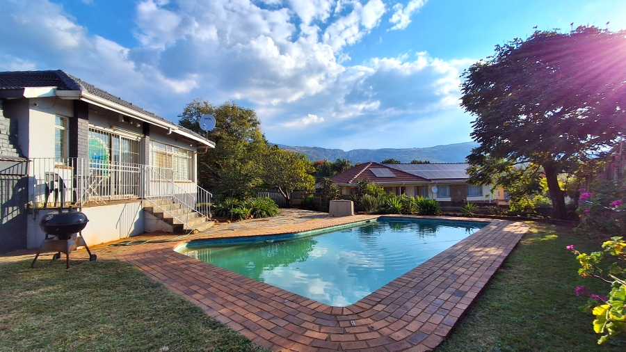 4 Bedroom Property for Sale in Protea Park North West